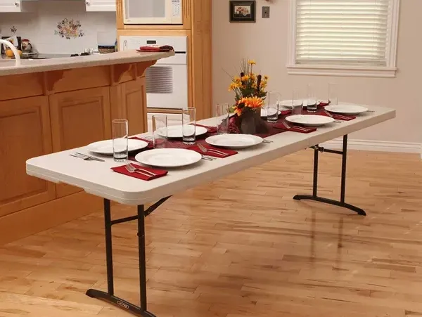 8' Tables rental in Fort Smith Arkansas